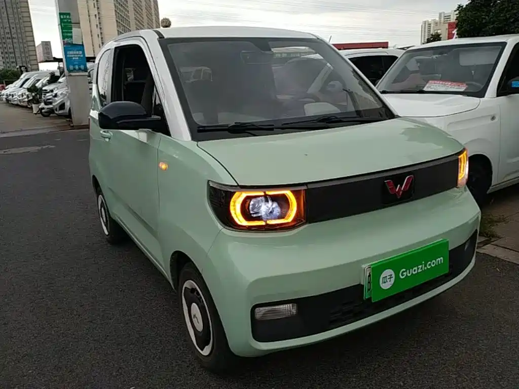 Wuling MINIEV — миниатюра 4
