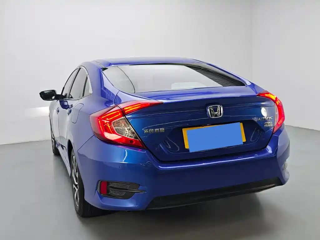 Honda Civic 2016 220TURBO CVT Luxury