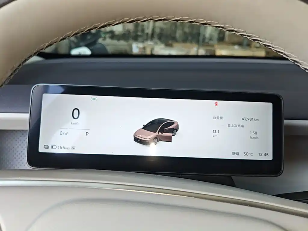 Leapmotor Leapmotor B01 — миниатюра 12