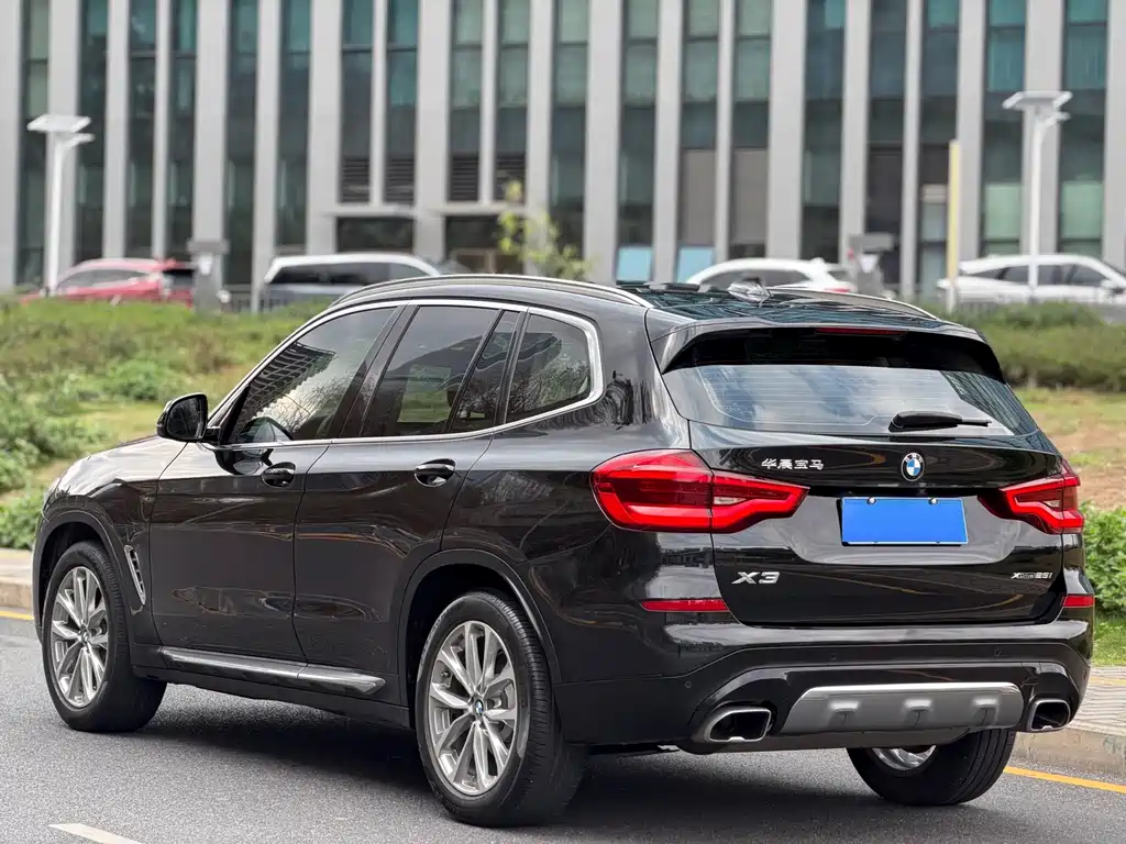 BMW X3 — миниатюра 14