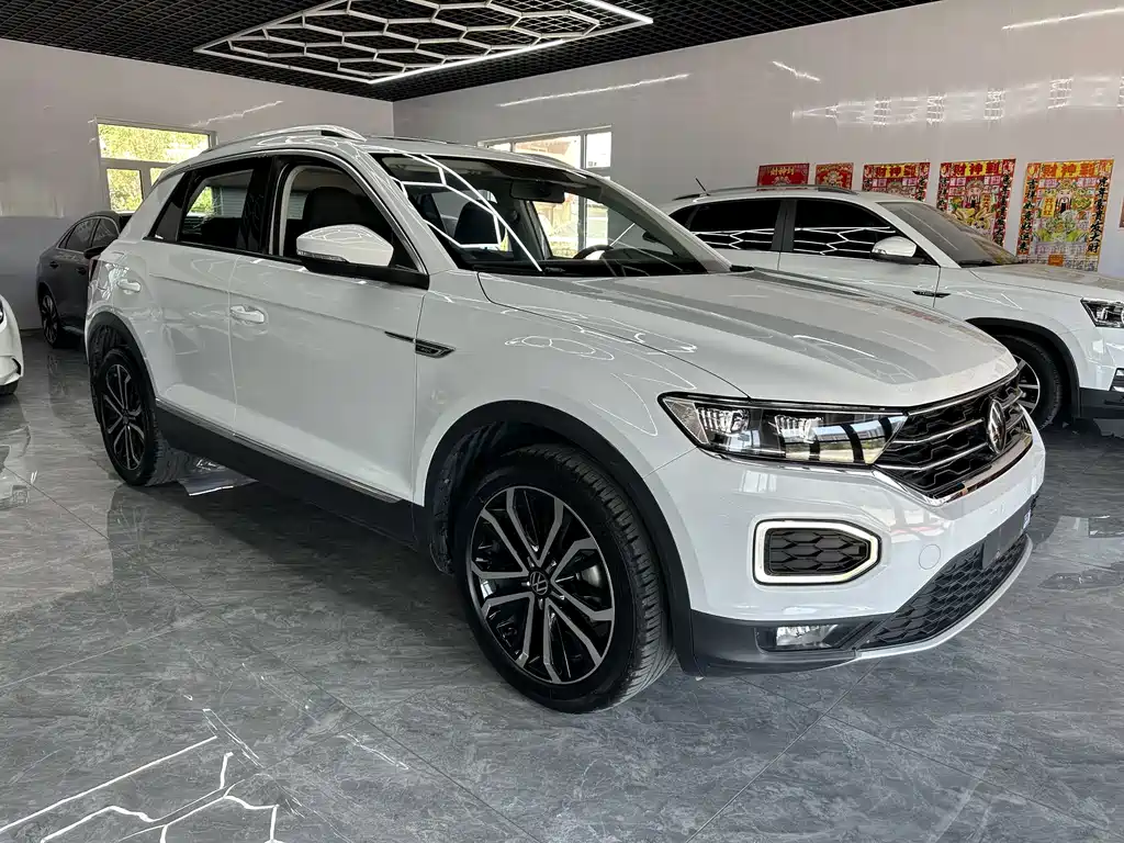 Volkswagen T-Roc — миниатюра 3