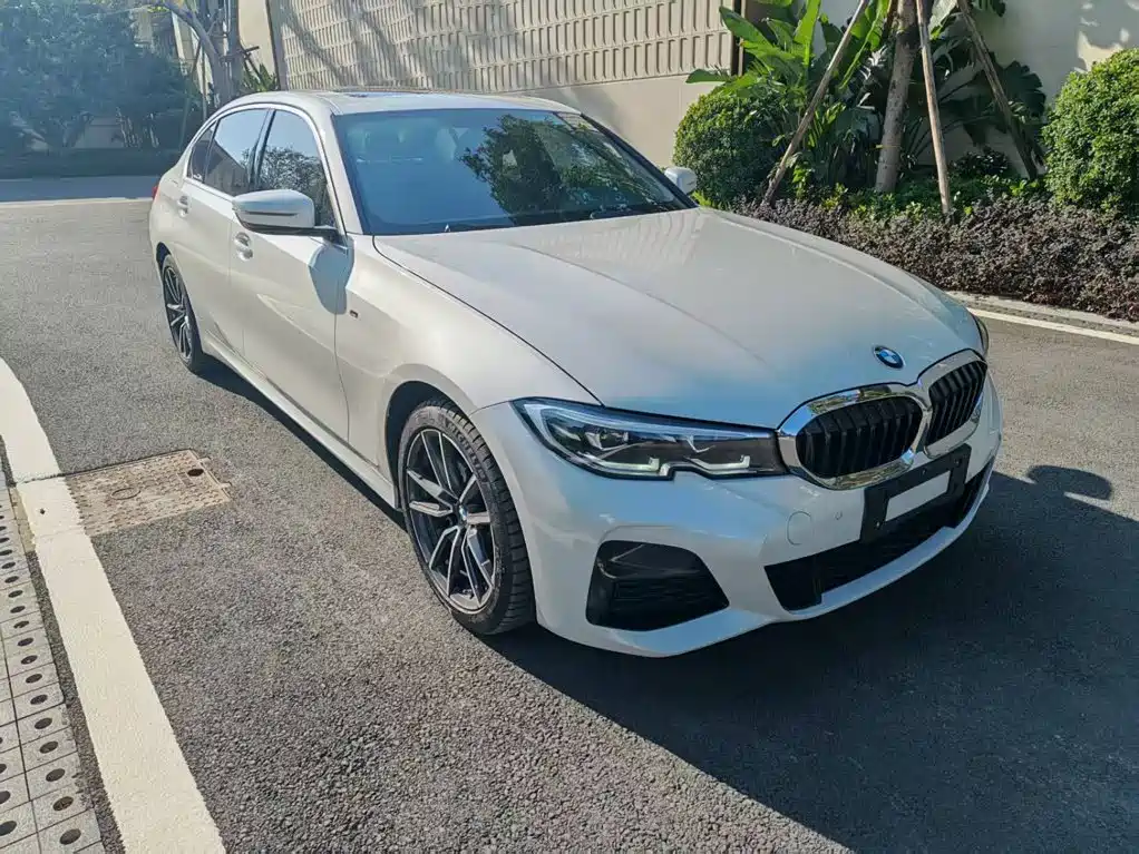 BMW 3 Series — миниатюра 3