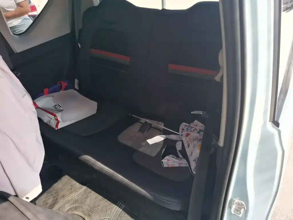 Wuling MINIEV — миниатюра 17