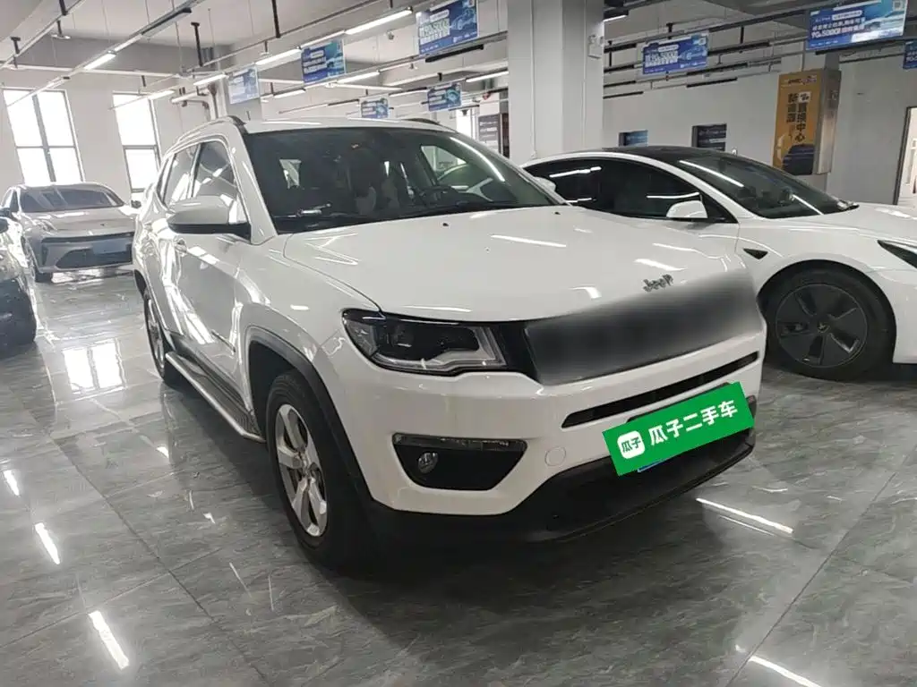Jeep Compass — миниатюра 4