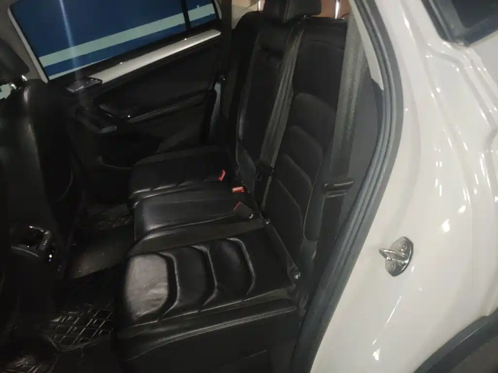 Volkswagen Tiguan L — миниатюра 20