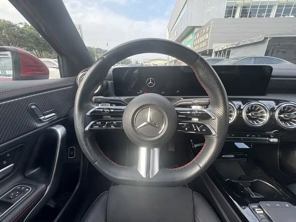 MERCEDES-BENZ A CLASS