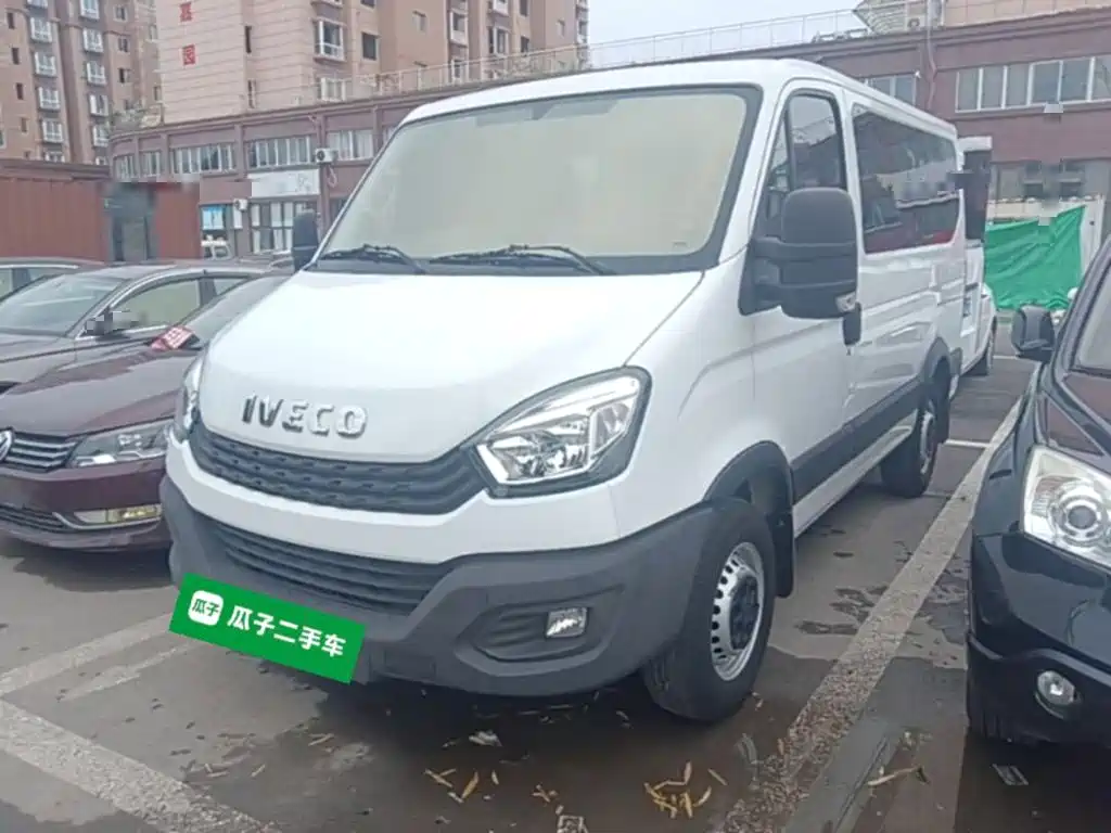 IVECO Ousheng — миниатюра 2