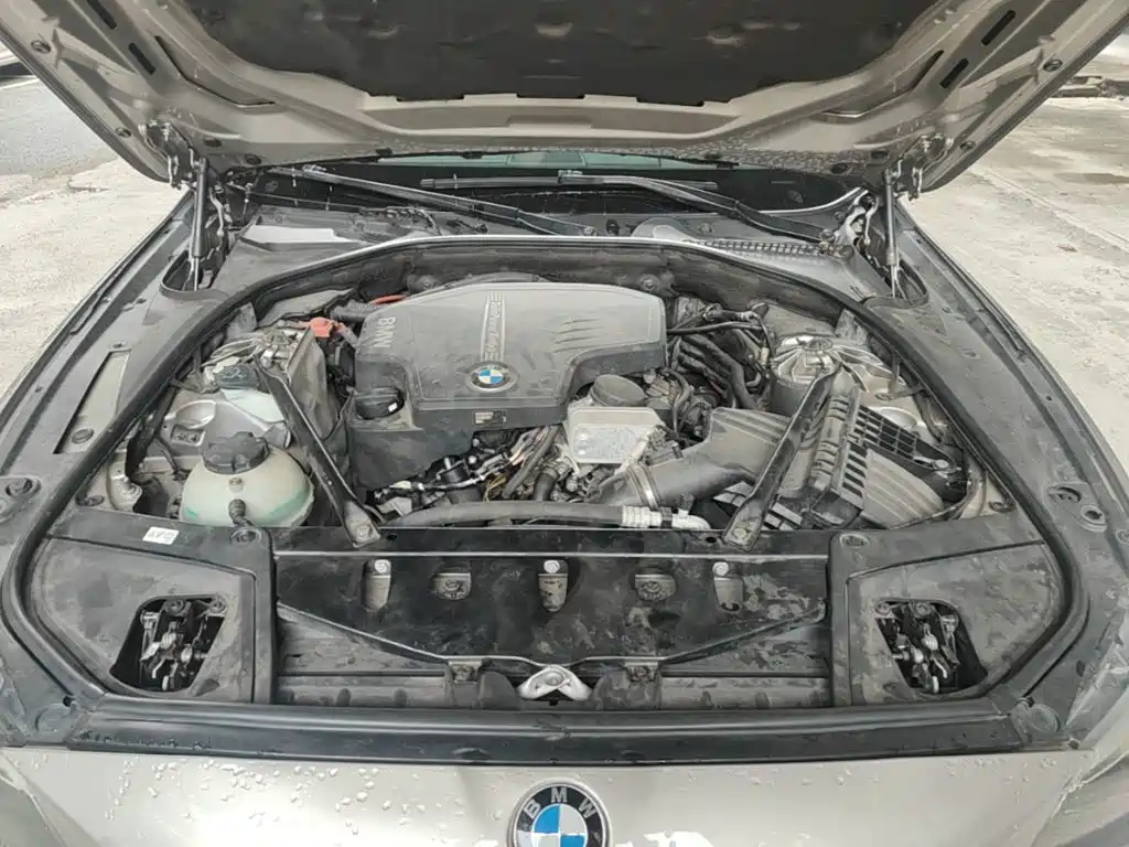 BMW 5 Series — миниатюра 20