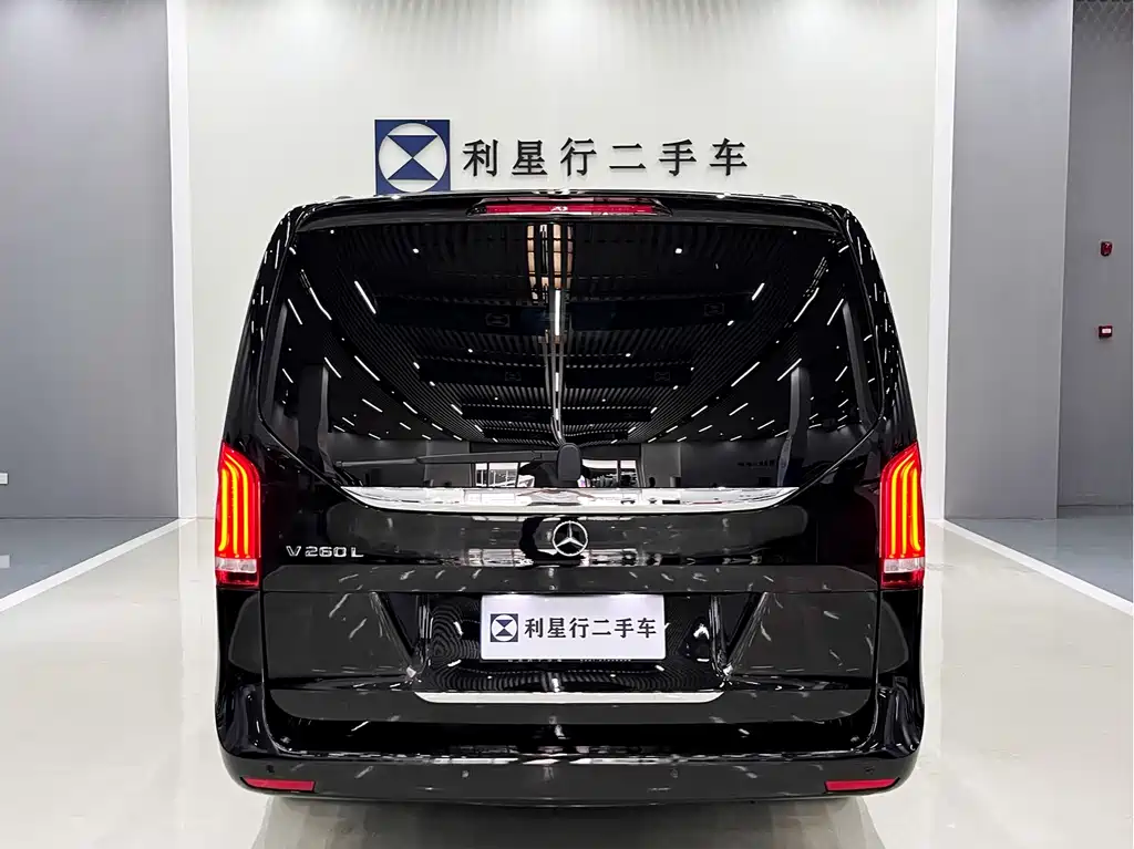 Mercedes-Benz V-Class — миниатюра 6