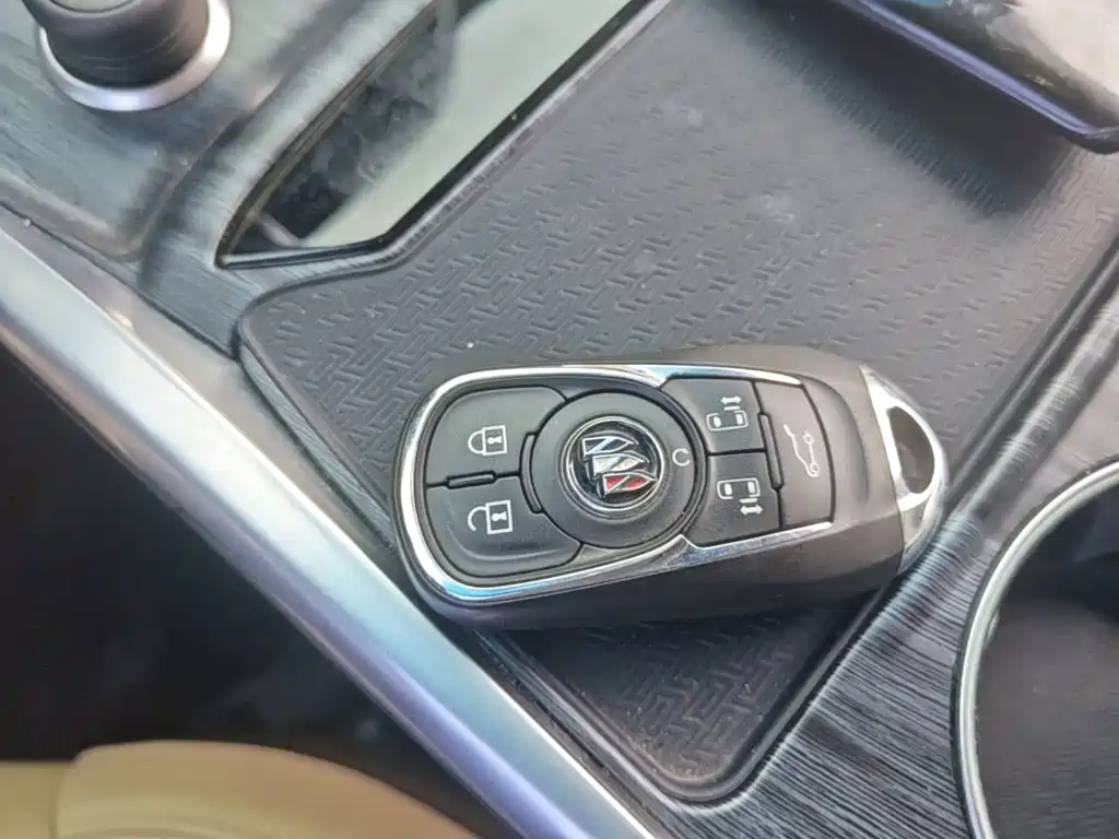 Buick GL8 — миниатюра 9