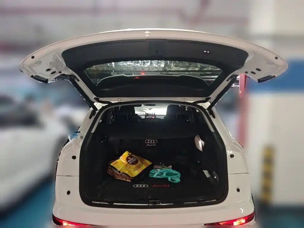 Audi Q5L — миниатюра 20