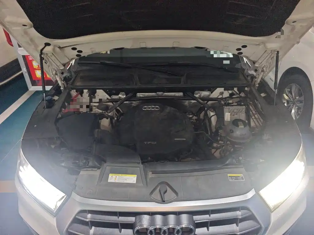 Audi Q5L — миниатюра 21