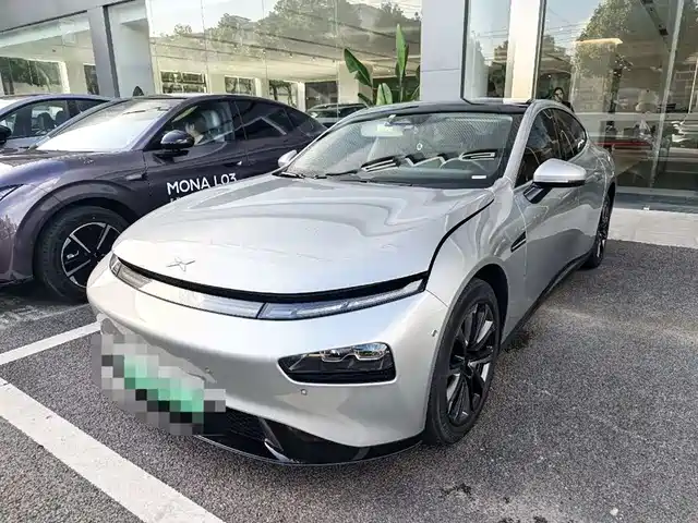 2022 Xpeng P7