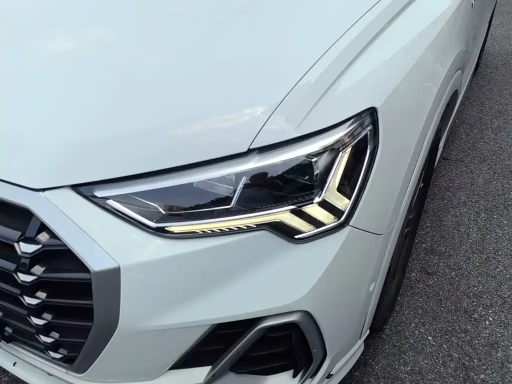 Audi Q3 — миниатюра 24