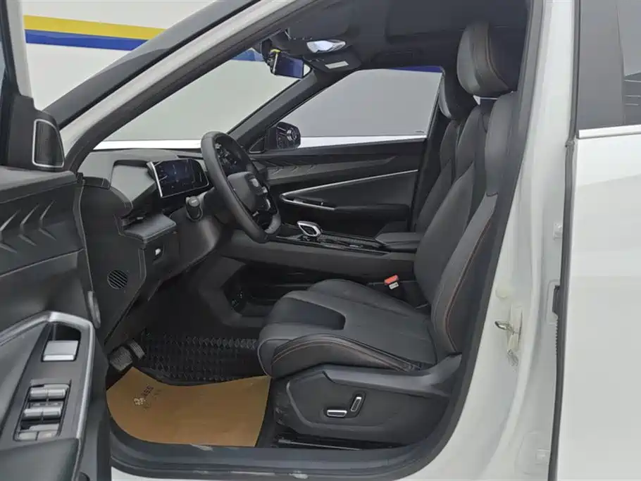 GEELY AUTOMOBILE BOYUE