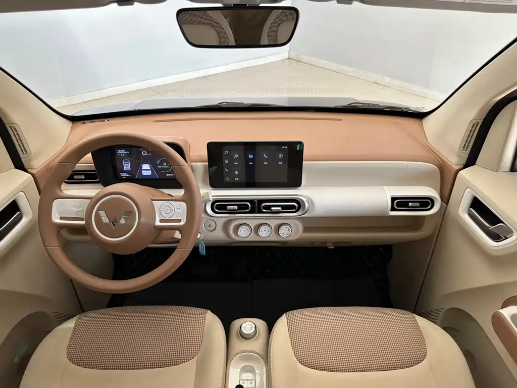 Wuling MINIEV — миниатюра 7