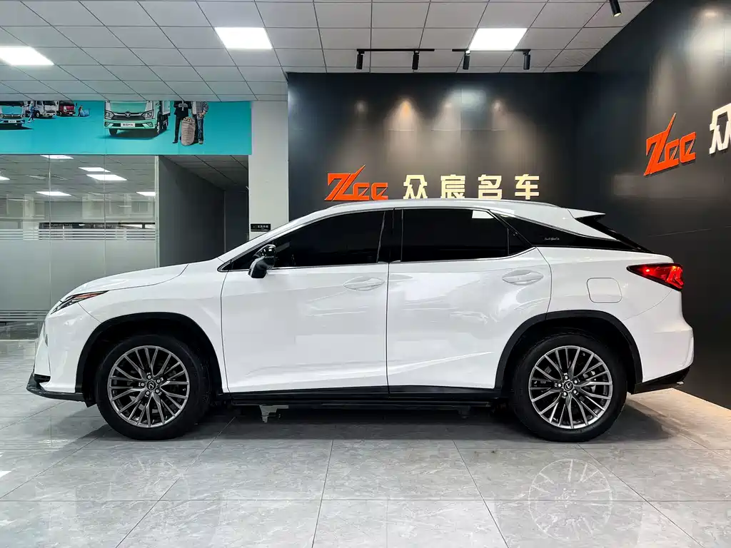 Lexus RX — миниатюра 2