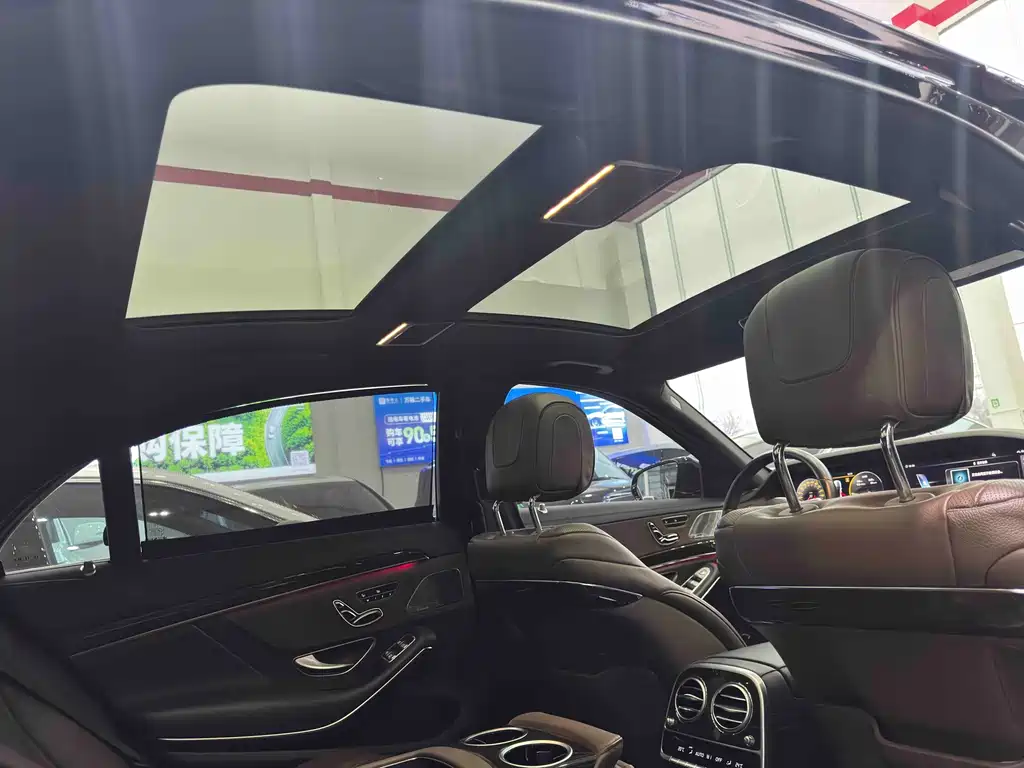 Mercedes-Benz S-Class — миниатюра 12