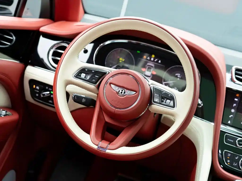 Bentley Bentayga — миниатюра 15