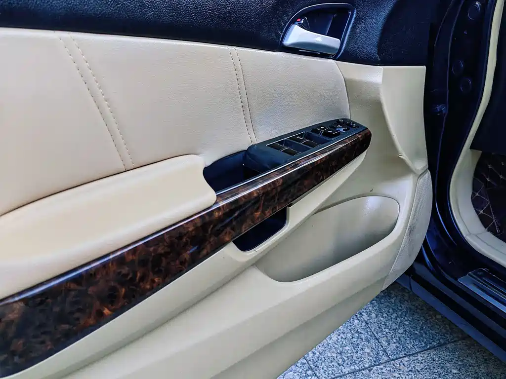 Honda Accord — миниатюра 30