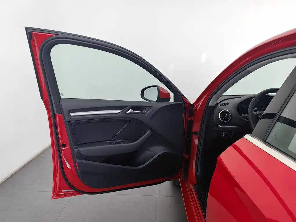 Audi A3 — миниатюра 8