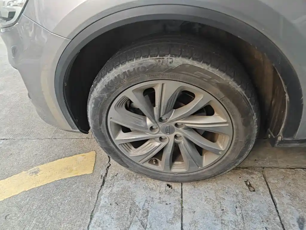 Geely Jia Ji New Energy — миниатюра 23