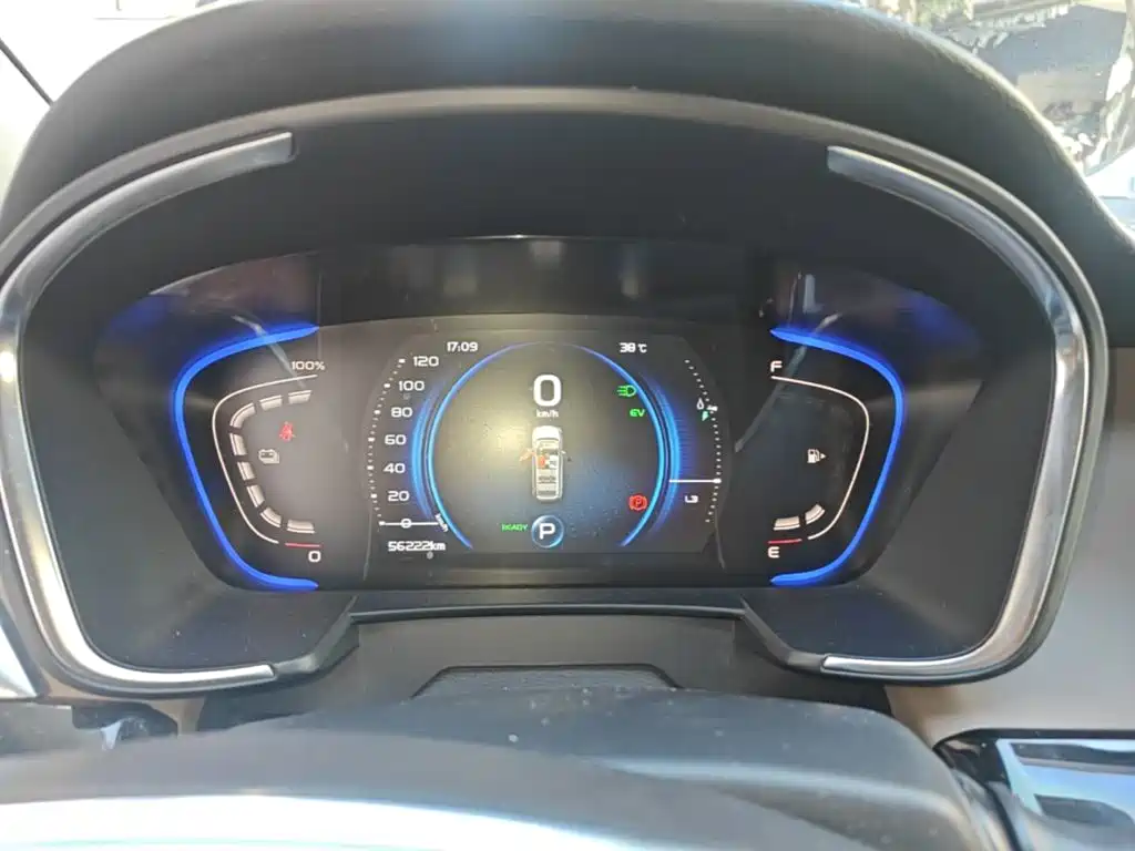 Geely Jia Ji New Energy — миниатюра 12