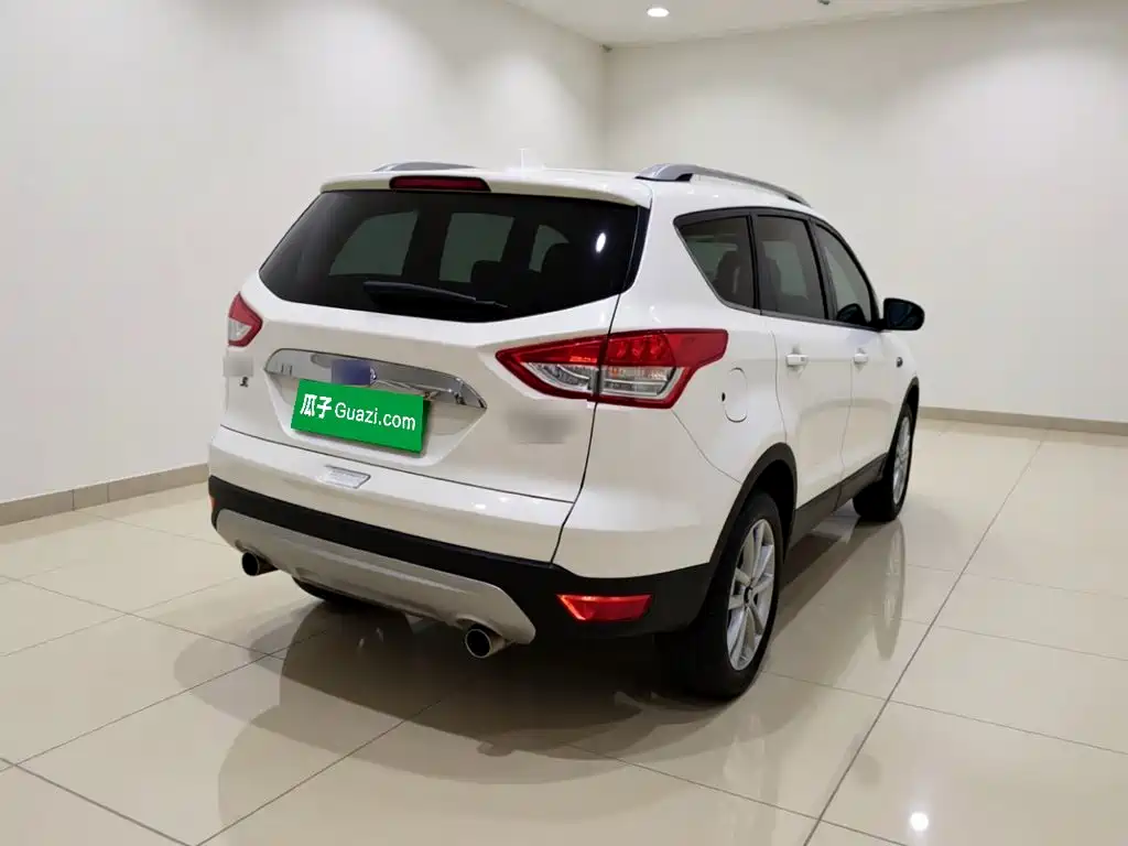 Ford Kuga — миниатюра 4