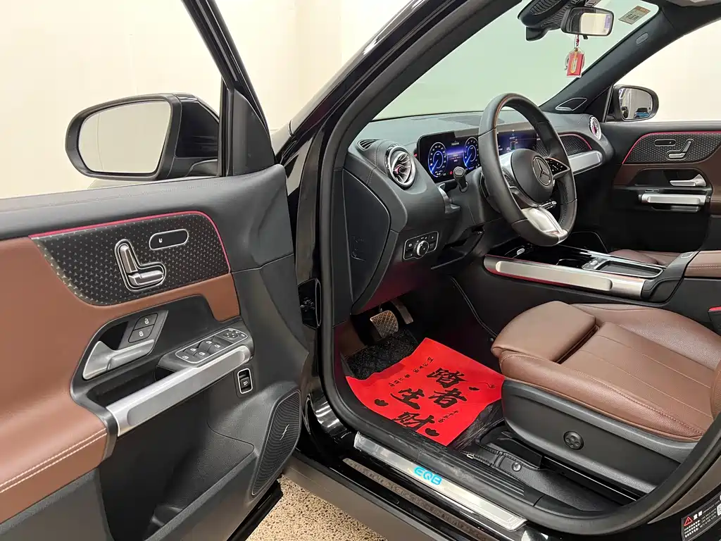 Mercedes-Benz EQB — миниатюра 14