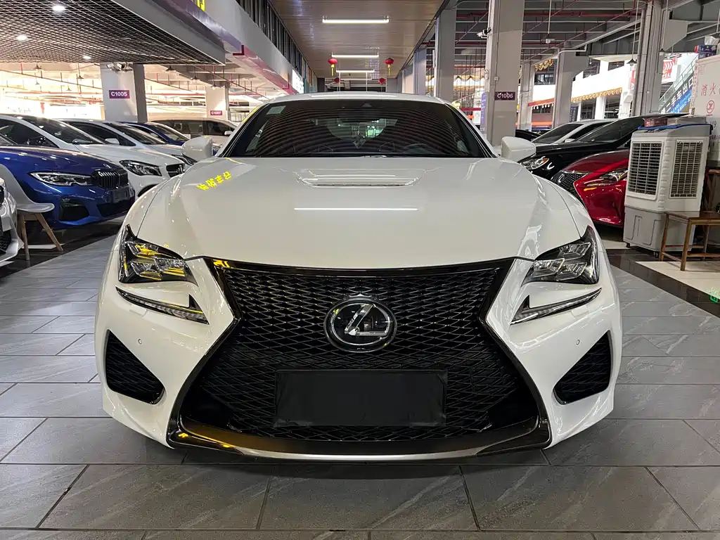 Lexus RC F — миниатюра 2