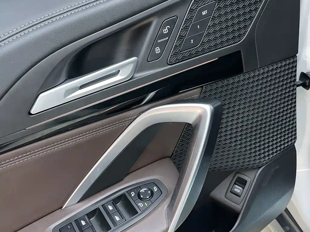 BMW X1 — миниатюра 9