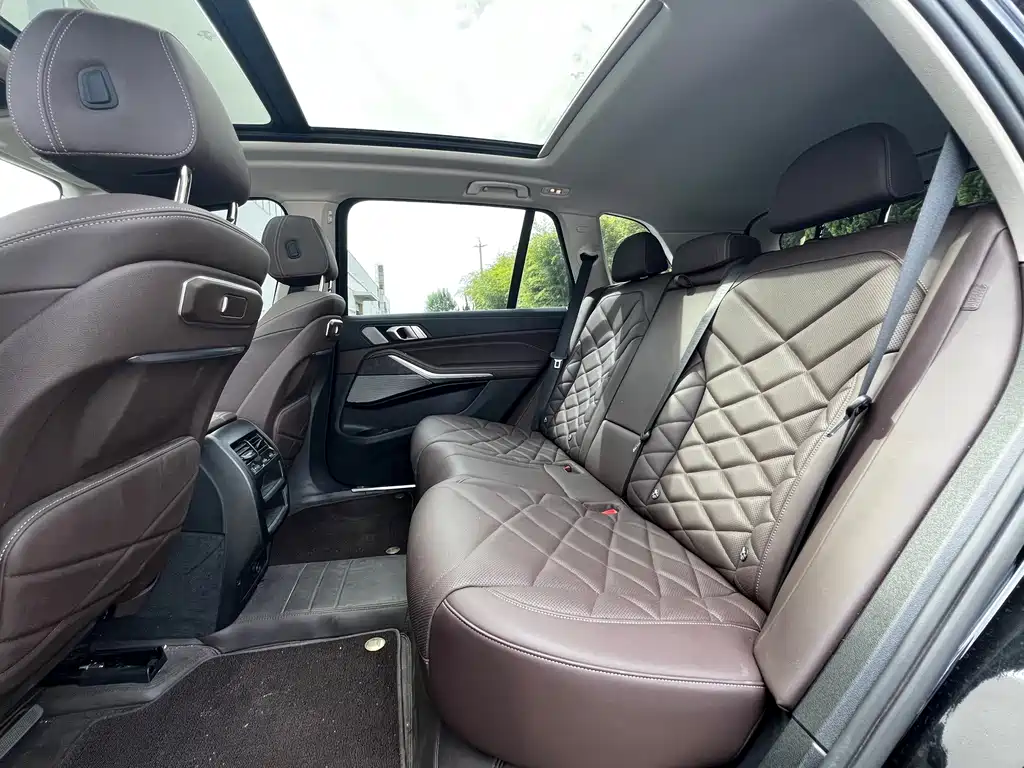 BMW X5 — миниатюра 9