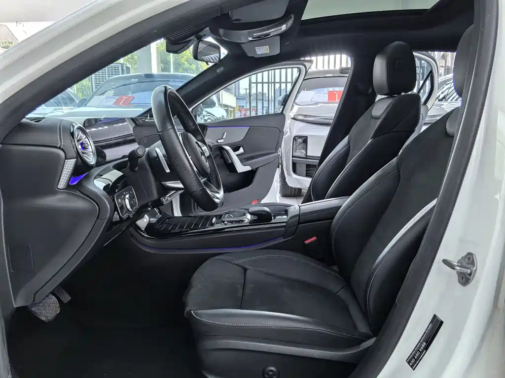 Mercedes-Benz A-Class — миниатюра 5