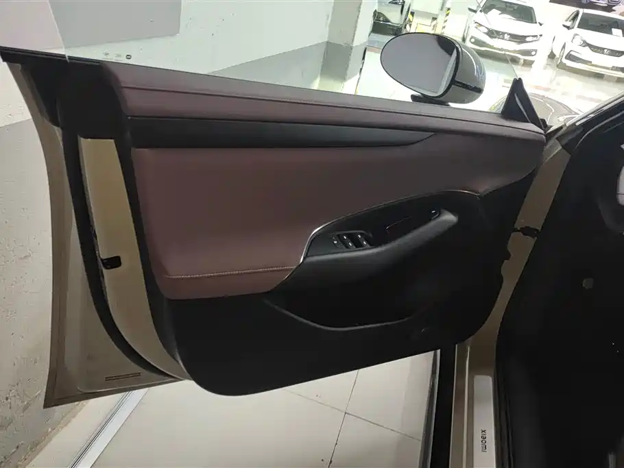 XIAOMI CAR XIAOMI SU7