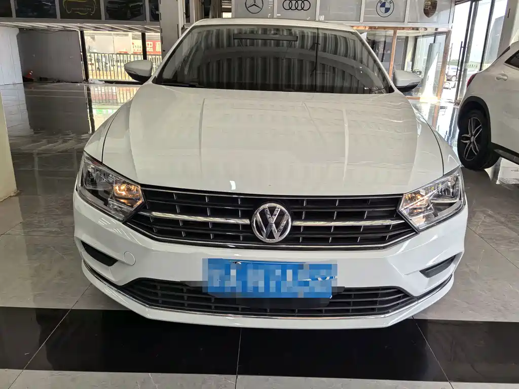 Volkswagen Bora — миниатюра 2
