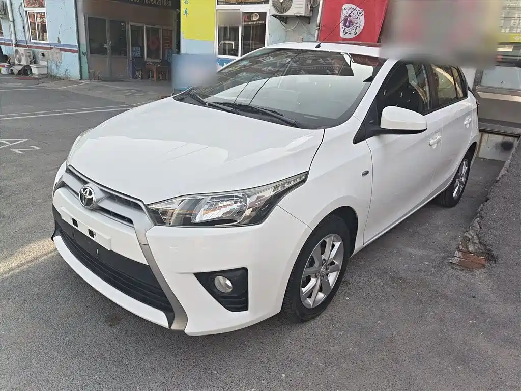 Toyota Yaris L 2016