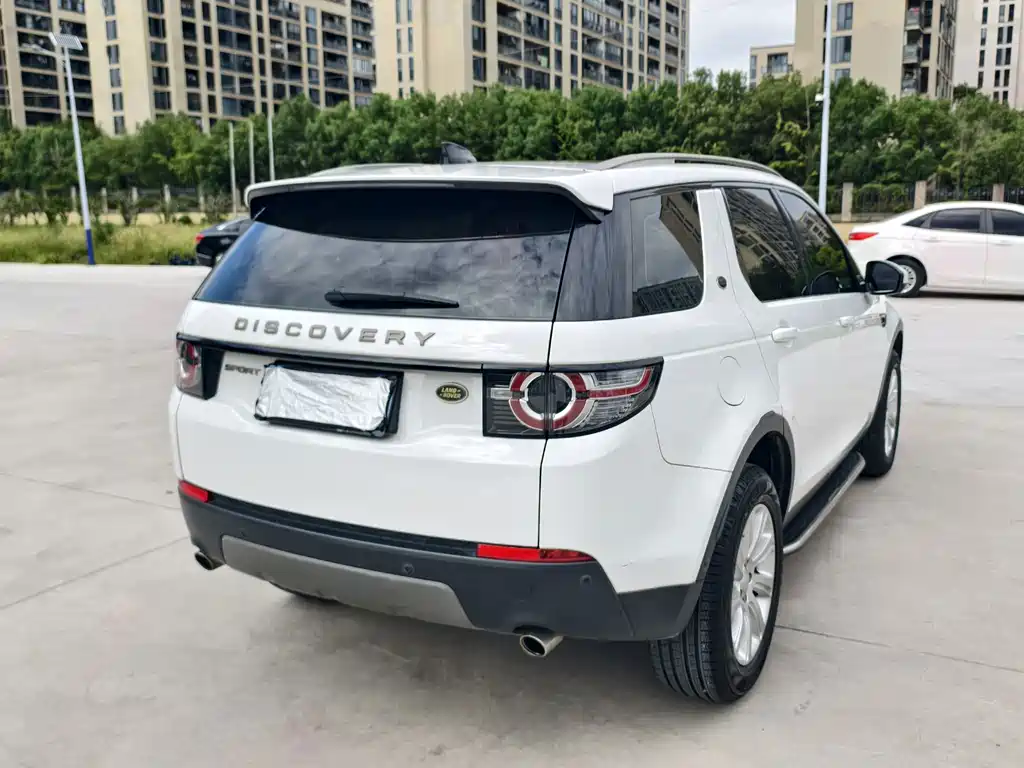 Land Rover Discovery Sport — миниатюра 4