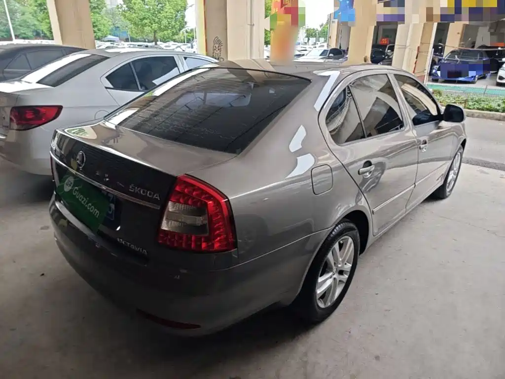 Skoda Octavia — миниатюра 7