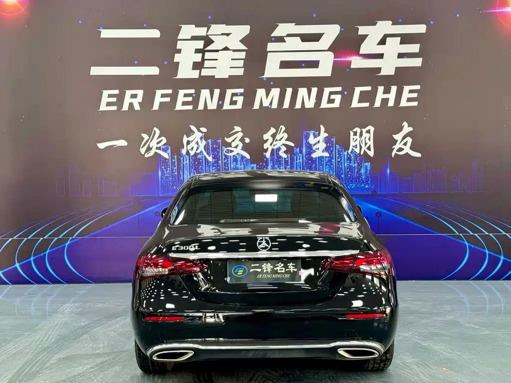 Mercedes-Benz E-Class — миниатюра 5