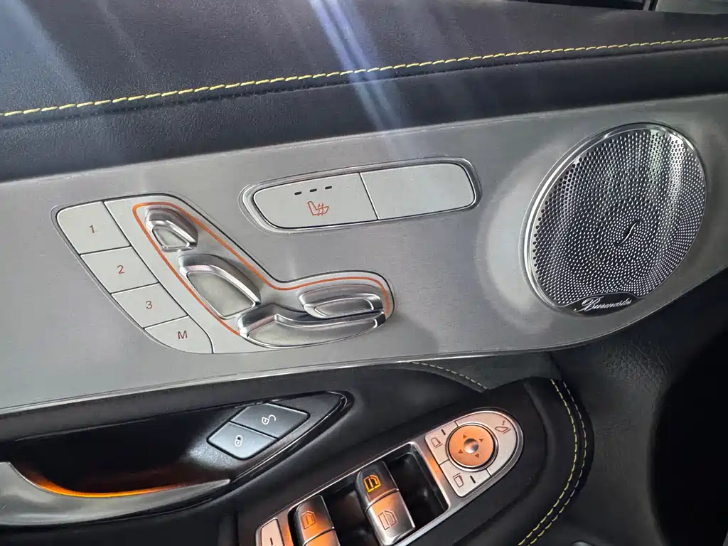Mercedes-Benz GLC Coupe AMG — миниатюра 11