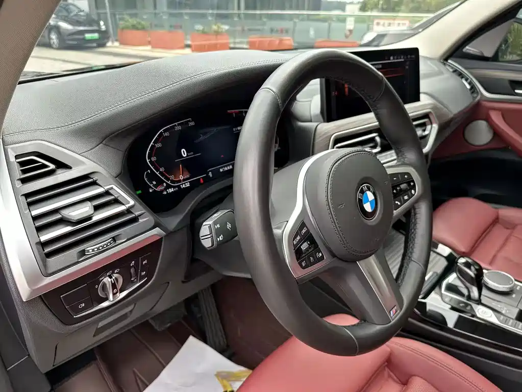 BMW X3 — миниатюра 24