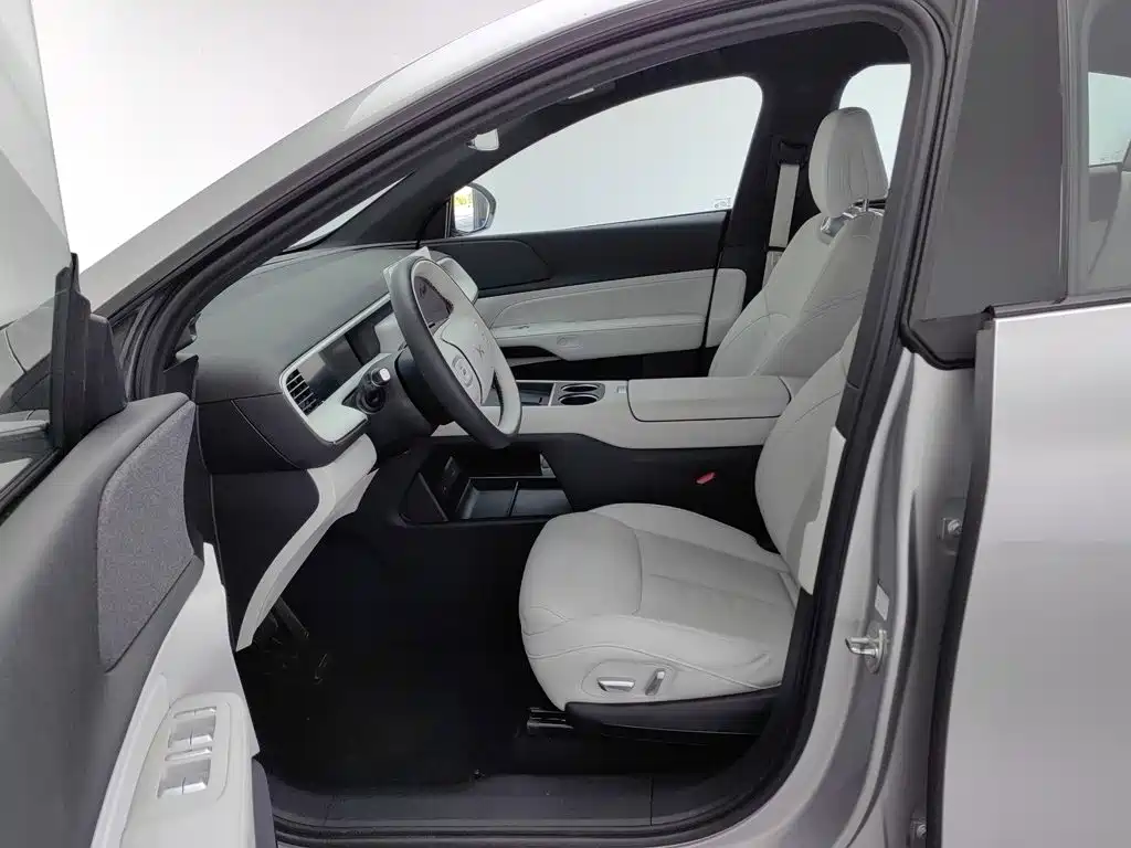 XPeng G6 — миниатюра 10