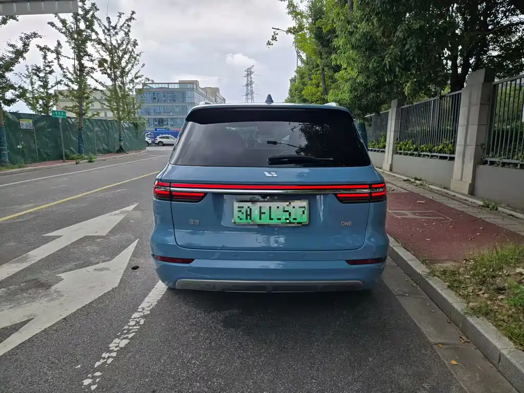 Li Auto Li ONE — миниатюра 4