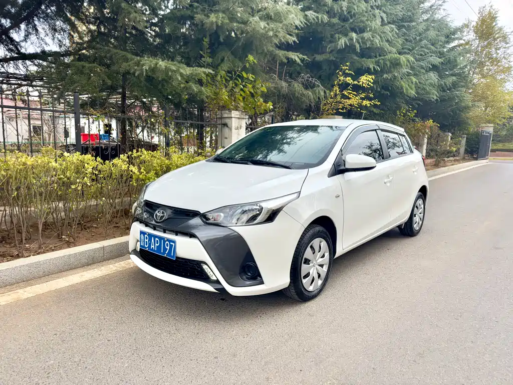 TOYOTA YARIS L ZHIXUAN