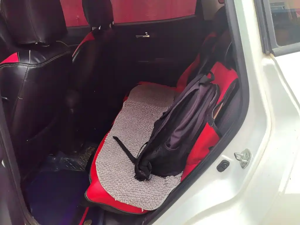 Changan CS15 — миниатюра 18