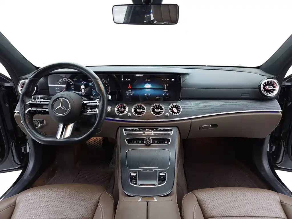 Mercedes-Benz E-Class — миниатюра 7