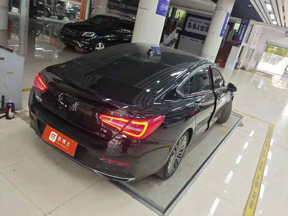 Hongqi Hongqi H5 — миниатюра 10