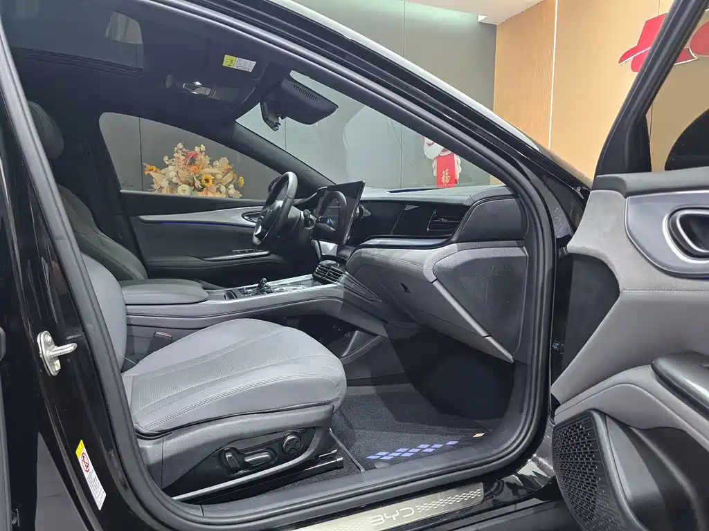 BYD Seal 07 DM-i — миниатюра 11