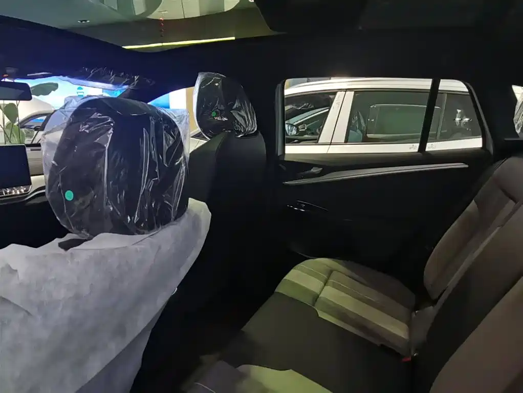 VOLKSWAGEN ID.4 CROZZ