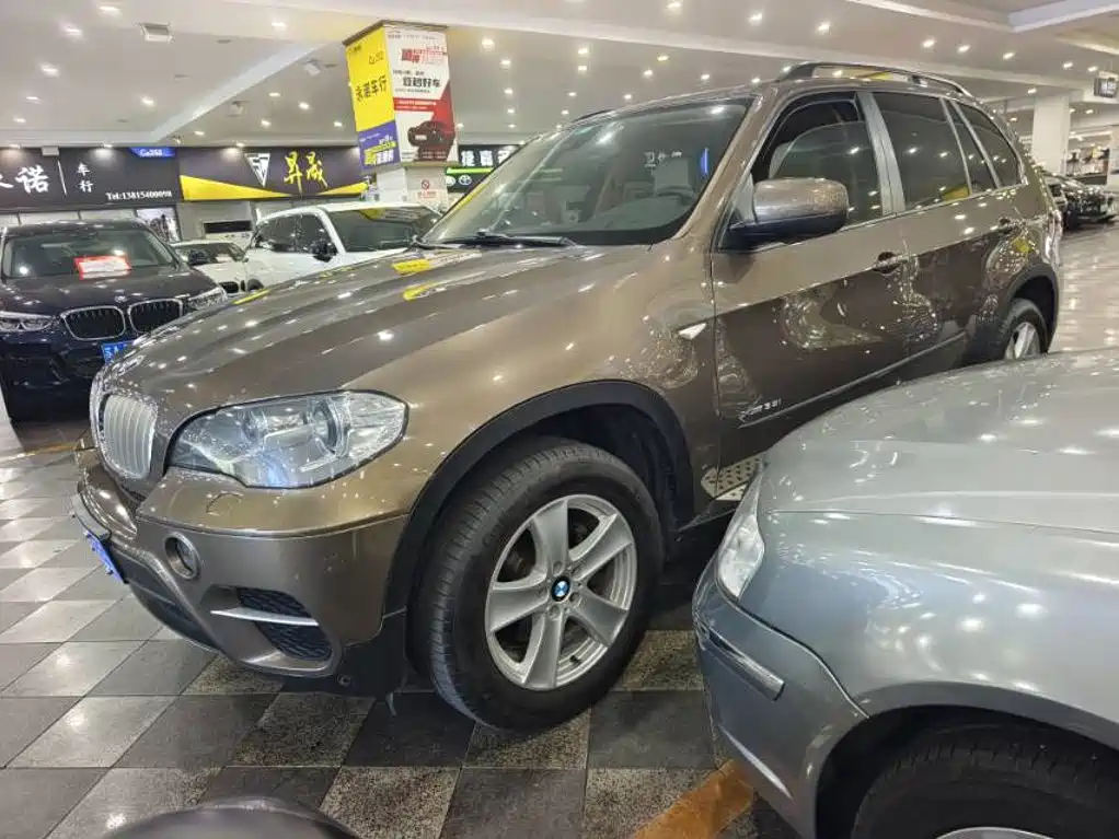 BMW X5 (Import)